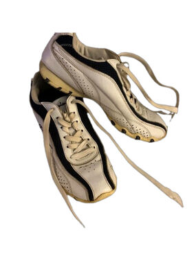 Champion vintage runners 8.5 well worn